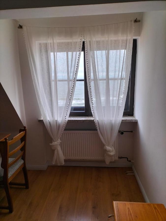 Dom Nad Morzem U Ewy Chlopy Lägenhet Exteriör bild